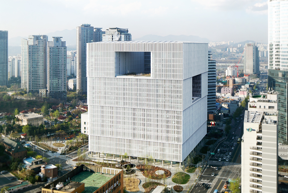 The new headquarters of Amorepacific Group
